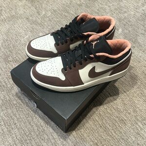Mocha Jordan 1 low